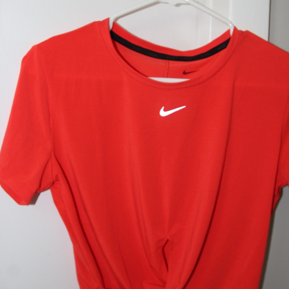 Nike Dri-Fit Twist Front Crop Top Tee Shirt